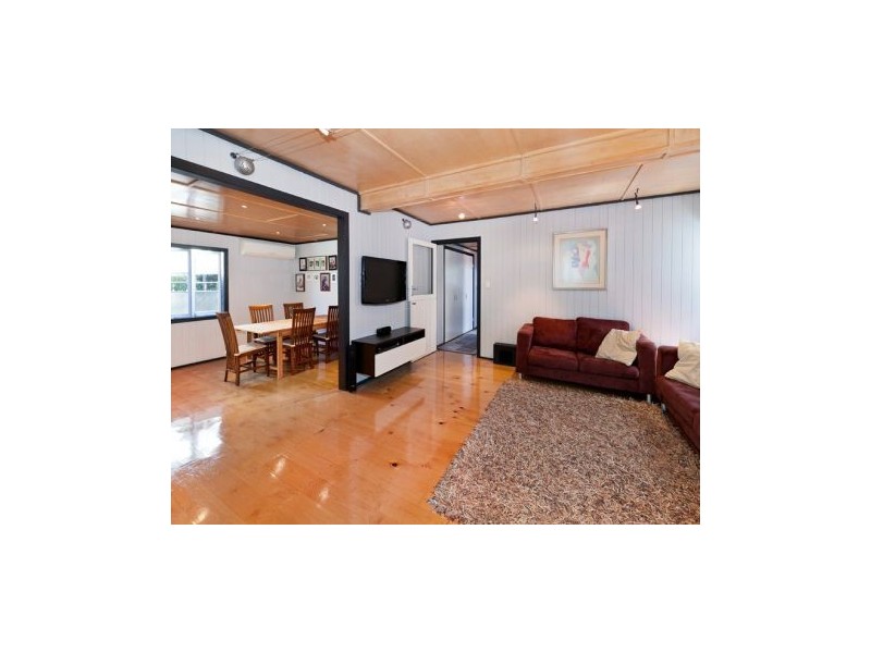 23 Portland Street, Annerley QLD 4103