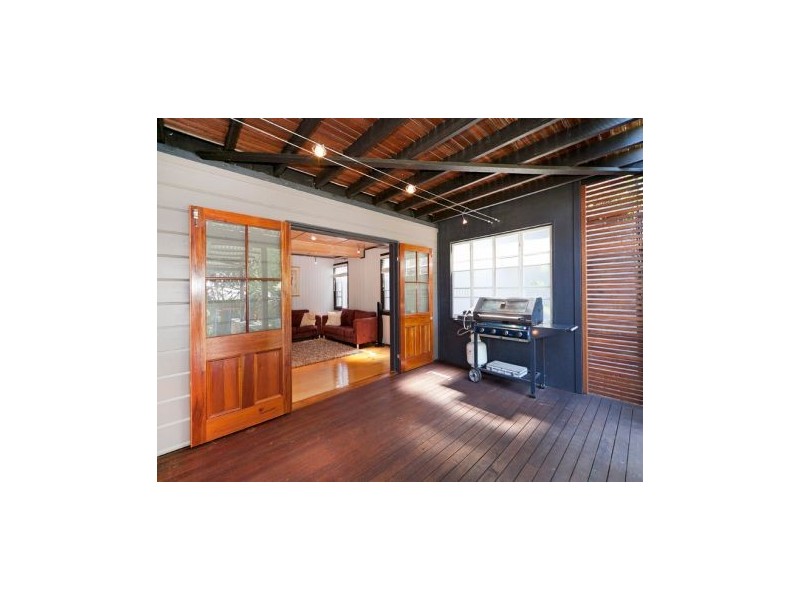 23 Portland Street, Annerley QLD 4103