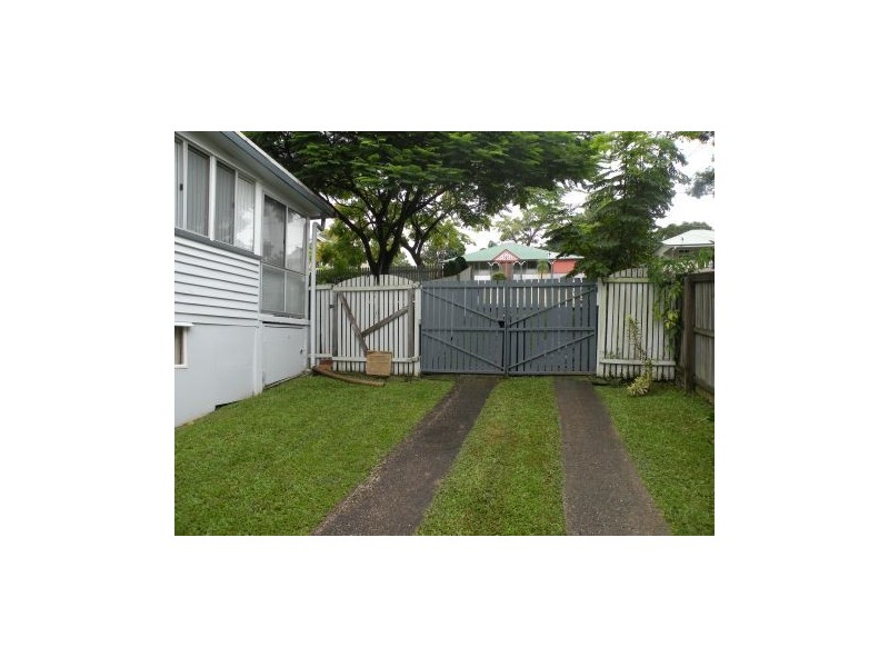 52 Downes Street, Tarragindi QLD 4121