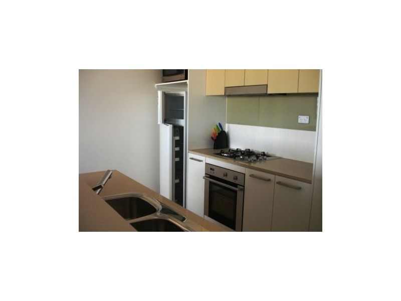 1/803 Stanley Street, Woolloongabba QLD 4102