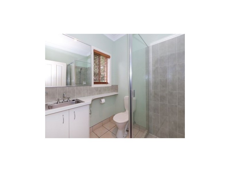 15 Barbecue Street, Belmont QLD 4153