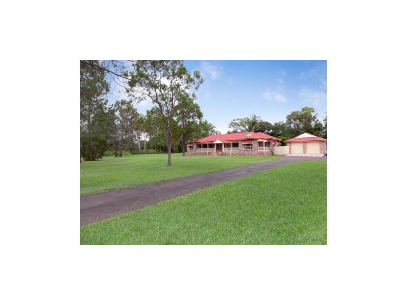 15 Barbecue Street, Belmont QLD 4153