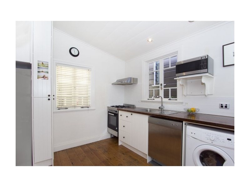 28 Bromley Street, Kangaroo Point QLD 4169