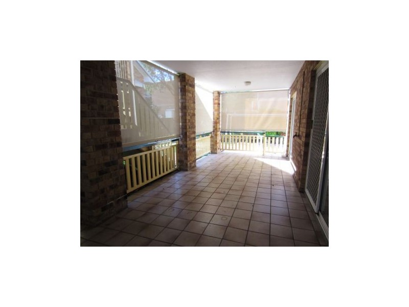 00 47 Douglas Street, Greenslopes QLD 4120