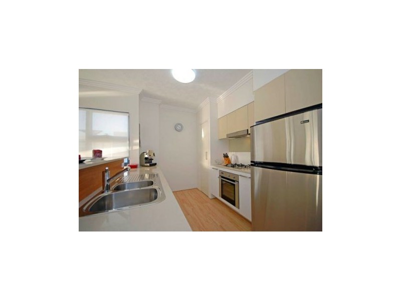 222 803 Stanley Street, Woolloongabba QLD 4102