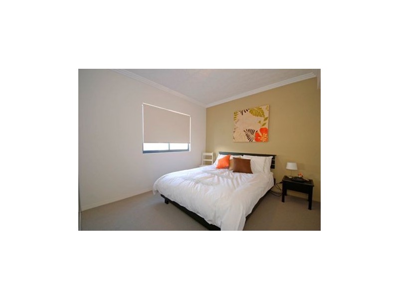 222 803 Stanley Street, Woolloongabba QLD 4102