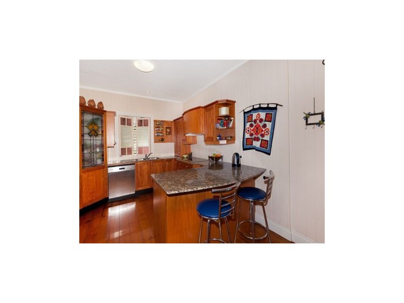 1 34 Pound Street, Dutton Park QLD 4102