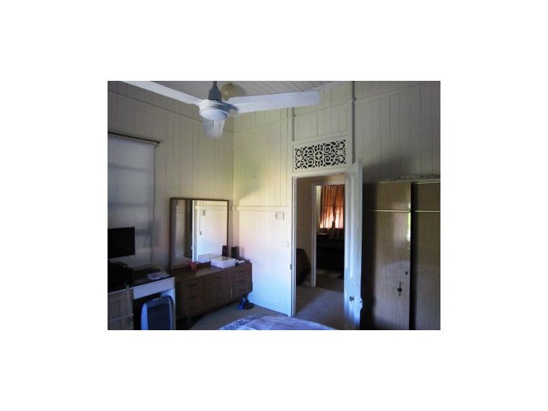 17 Albert Street, Woolloongabba QLD 4102