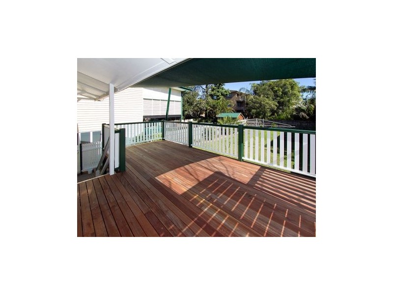 53 Baron Street, Greenslopes QLD 4120