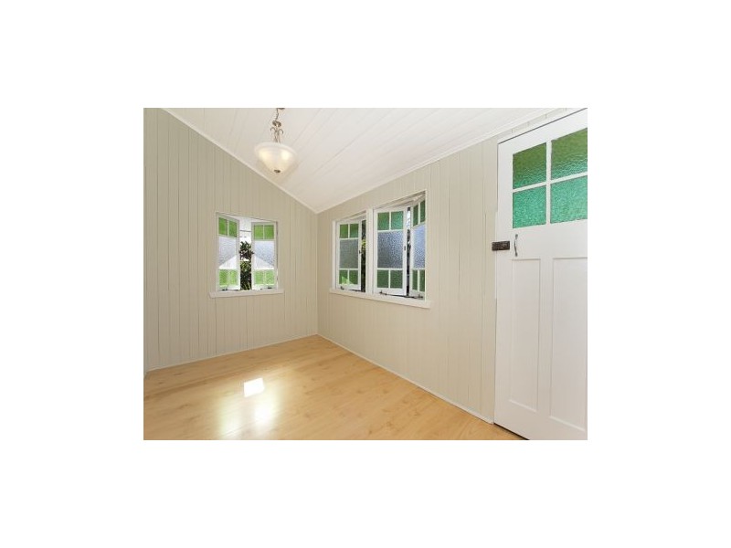 53 Baron Street, Greenslopes QLD 4120