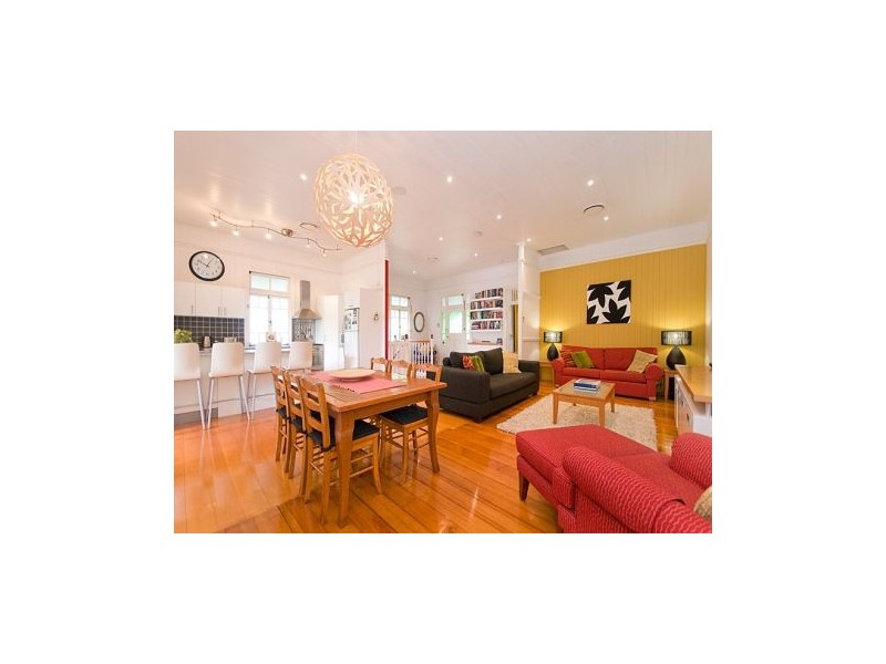 12 Taylor Street, Annerley QLD 4103