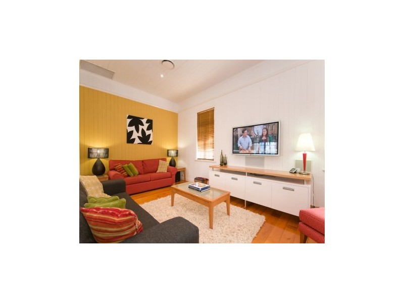 12 Taylor Street, Annerley QLD 4103