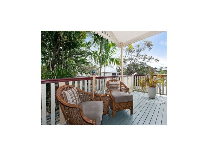12 Sackville Street, Milton QLD 4064