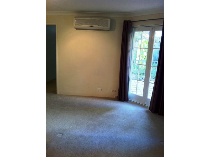 8/19 Nelson Street, Yeronga QLD 4104