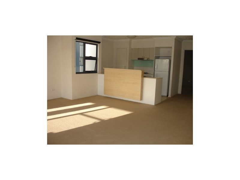 100 803 Stanley Street, Woolloongabba QLD 4102