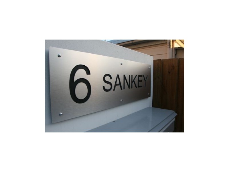 6 Sankey, Highgate Hill QLD 4101