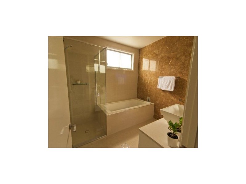 6 Sankey, Highgate Hill QLD 4101