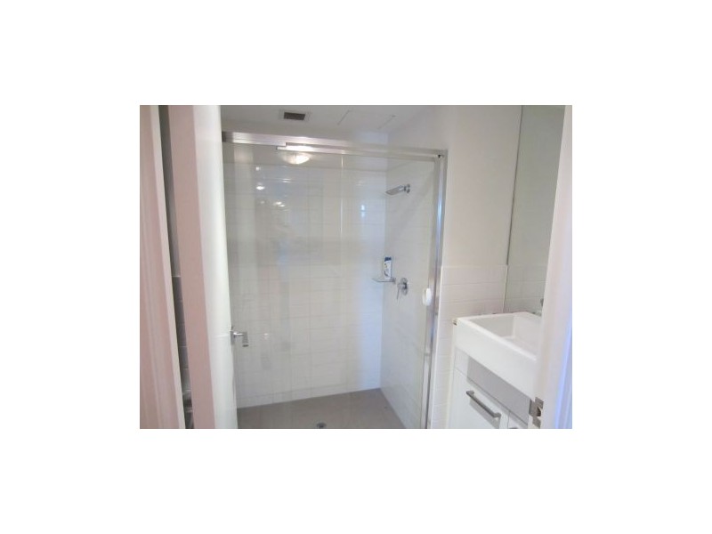 09 803 Stanley Street, Woolloongabba QLD 4102