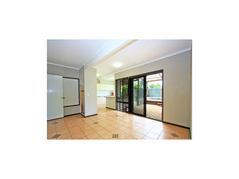29 Hazelton Street, Riverhills QLD 4074
