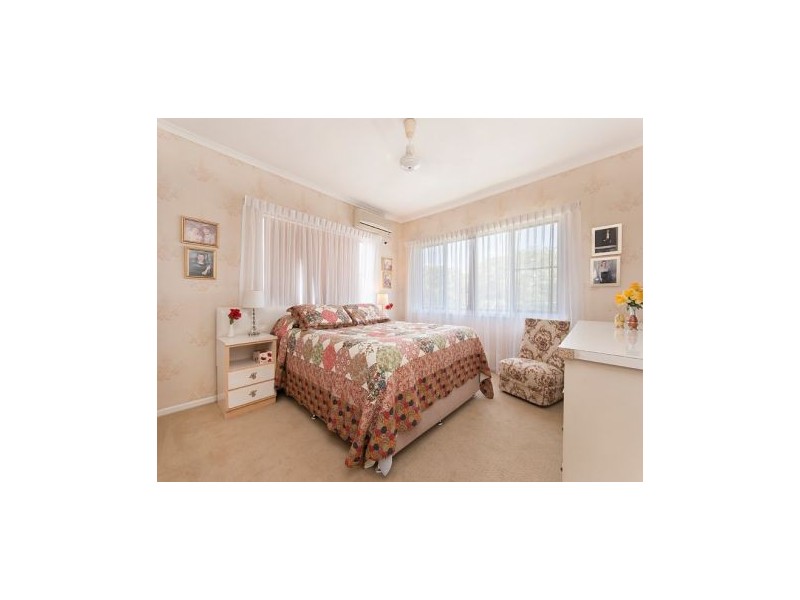 18 Orvieto Street, Yeronga QLD 4104