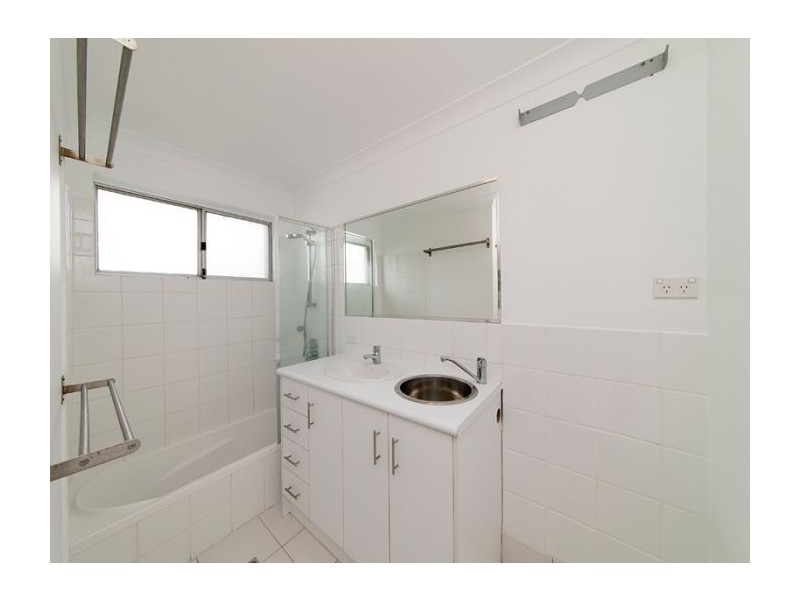 4/19 Wilton Street, Woolloongabba QLD 4102