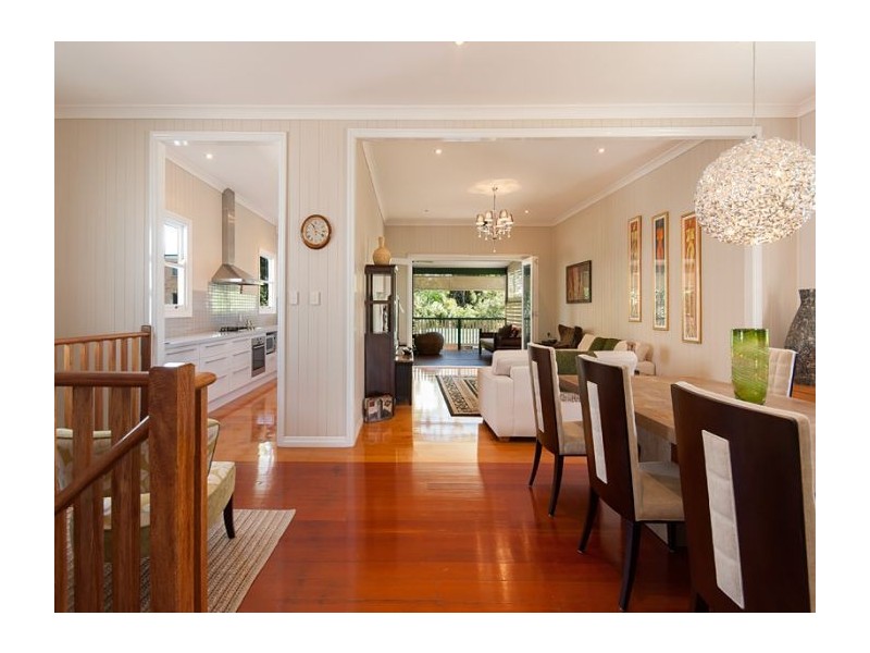 55 Baron Street, Greenslopes QLD 4120