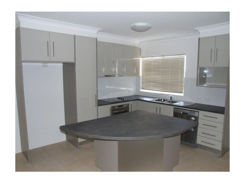 7/298 Cavendish Road, Coorparoo QLD 4151