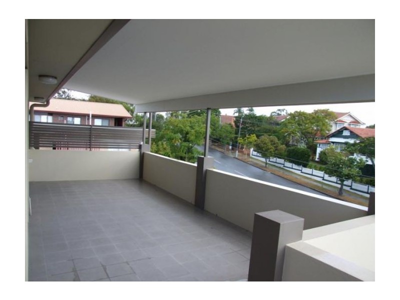 7/298 Cavendish Road, Coorparoo QLD 4151
