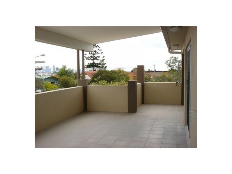 7/298 Cavendish Road, Coorparoo QLD 4151