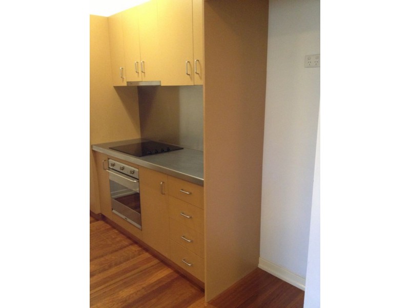 28 Elliott St, Kangaroo Point QLD 4169