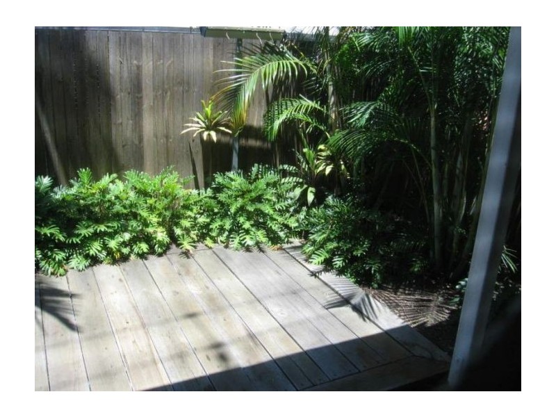 28 Elliott St, Kangaroo Point QLD 4169