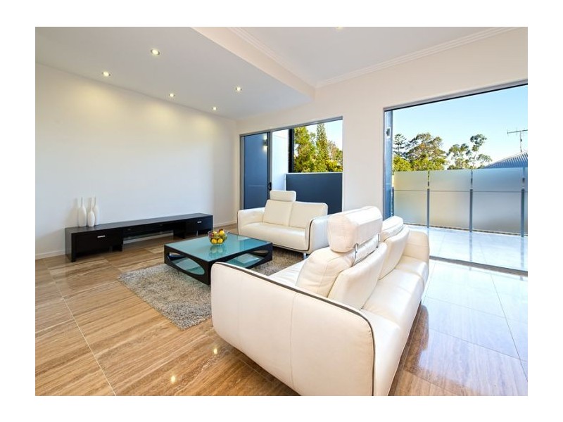 6a Sankey Street, Highgate Hill QLD 4101