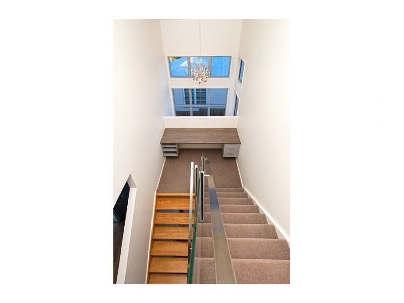 6a Sankey Street, Highgate Hill QLD 4101