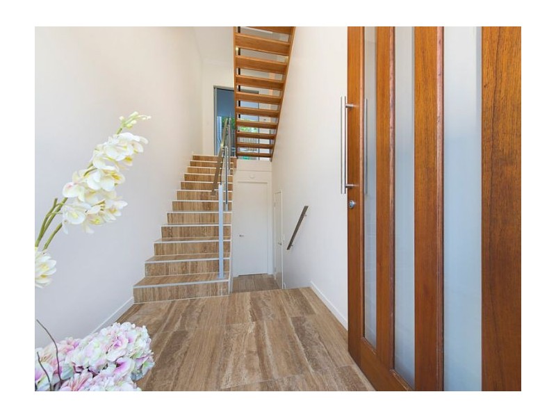 6a Sankey Street, Highgate Hill QLD 4101