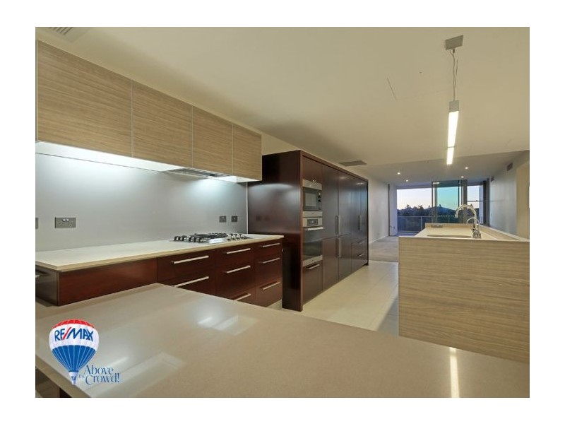 3210/211 King Arthur Terrace, Tennyson QLD 4105