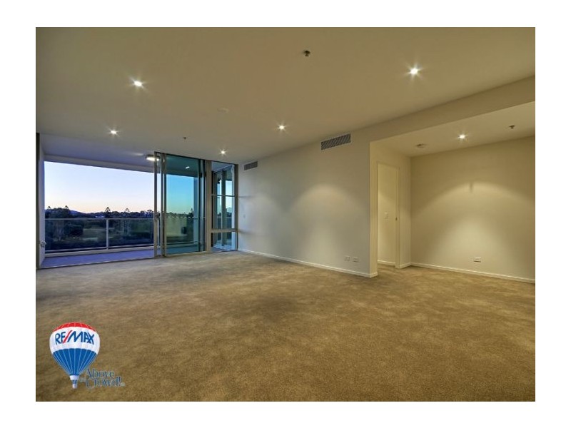 3210/211 King Arthur Terrace, Tennyson QLD 4105