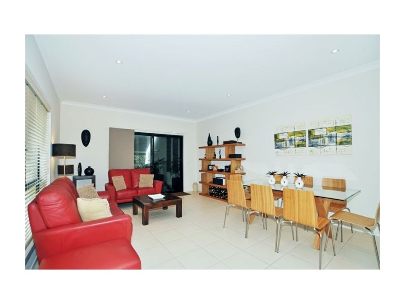 134/16 Surbiton Court, Carindale QLD 4152