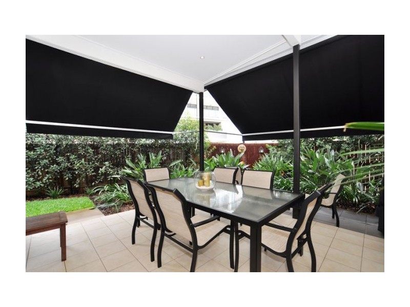 134/16 Surbiton Court, Carindale QLD 4152