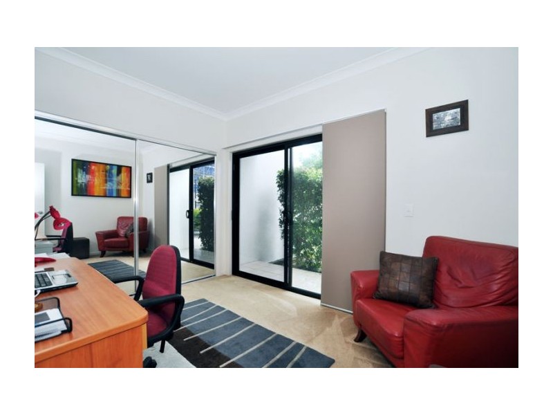 134/16 Surbiton Court, Carindale QLD 4152