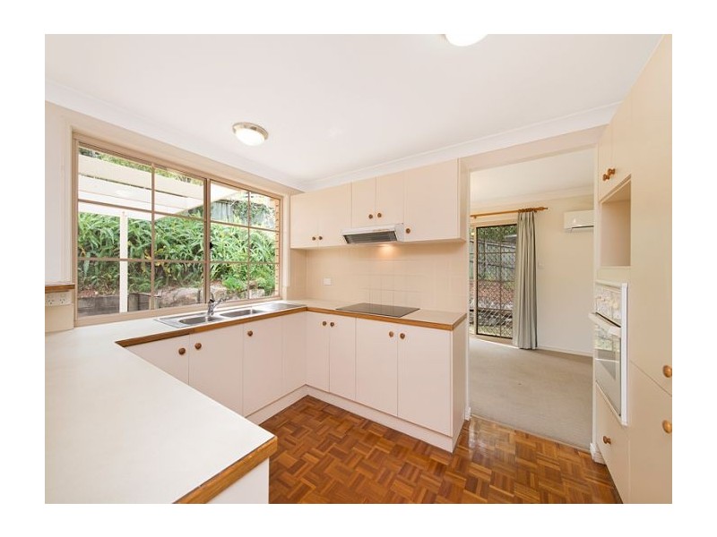 9 Birchley Street, Chapel Hill QLD 4069