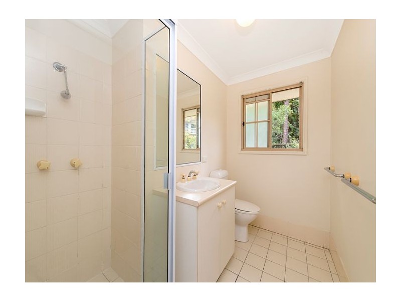 9 Birchley Street, Chapel Hill QLD 4069