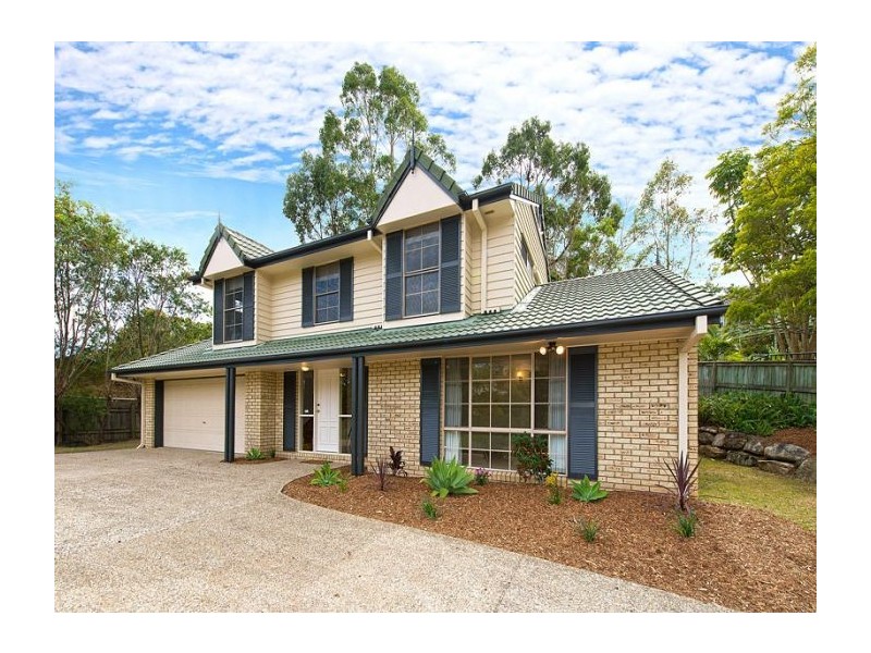 9 Birchley Street, Chapel Hill QLD 4069
