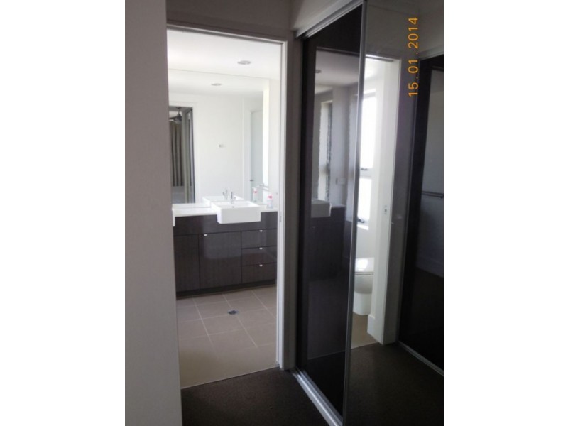 1704/67 Linton St, Kangaroo Point QLD 4169