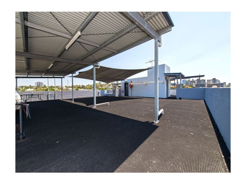 9/3 Heaslop St, Woolloongabba QLD 4102