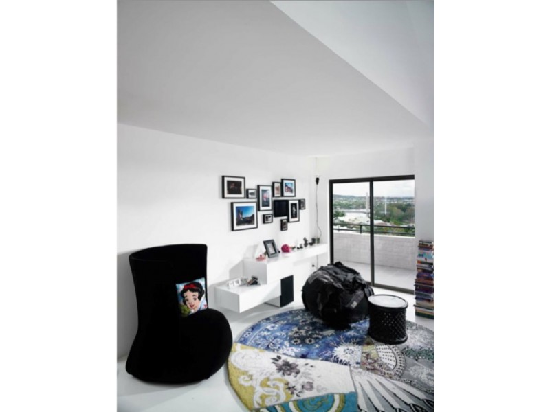 9/20 Chester, Highgate Hill QLD 4101