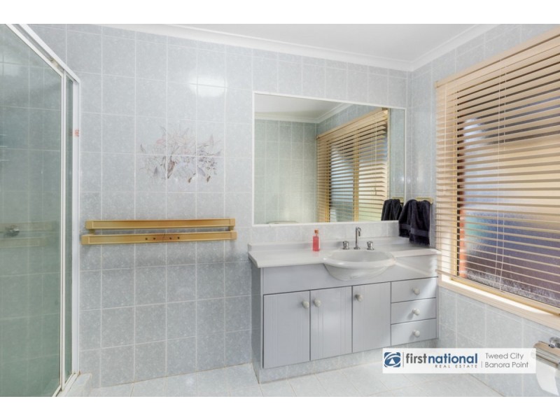 21 Kintyre Crescent, Banora Point NSW 2486