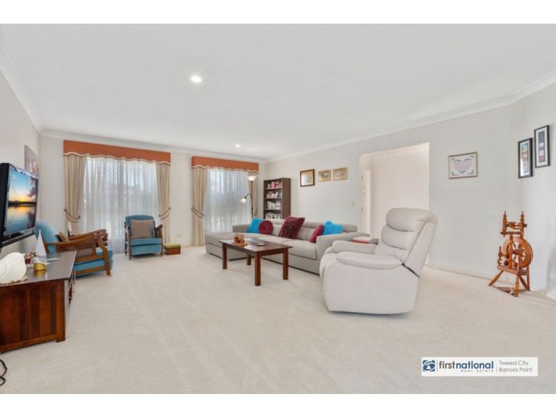 24 Narara Crescent, Banora Point NSW 2486
