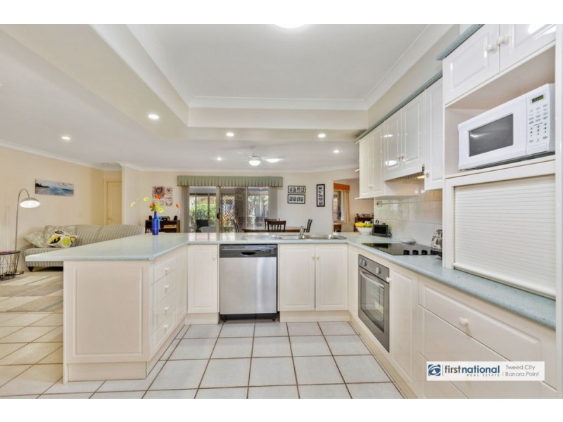 24 Narara Crescent, Banora Point NSW 2486