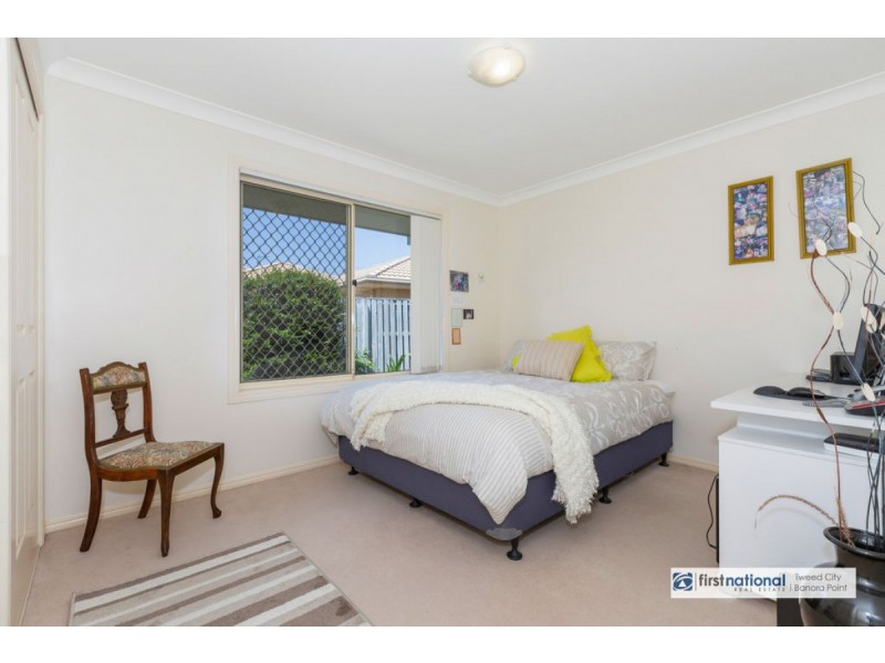 24 Narara Crescent, Banora Point NSW 2486