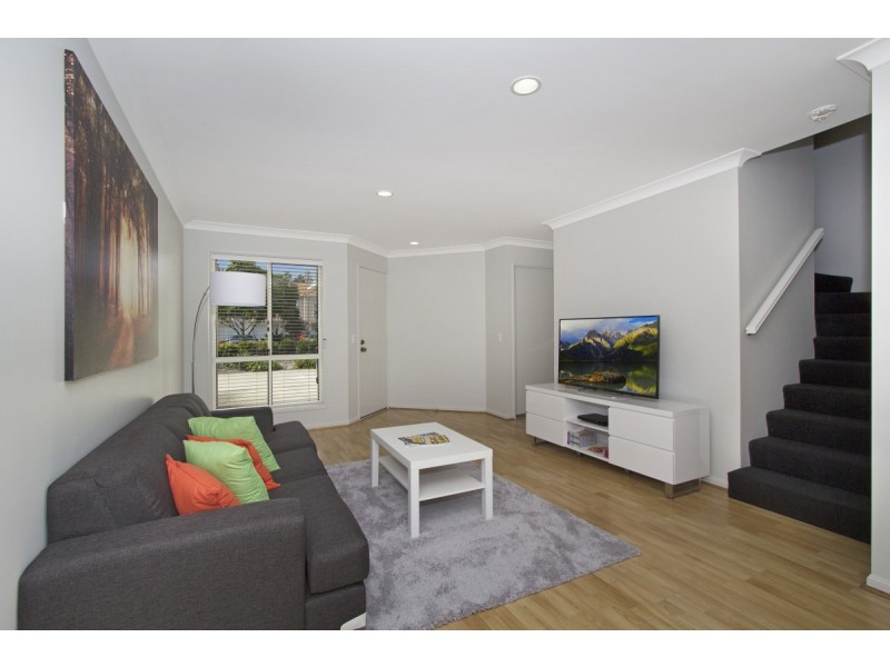 2/1 Falcon Way, Tweed Heads South NSW 2486